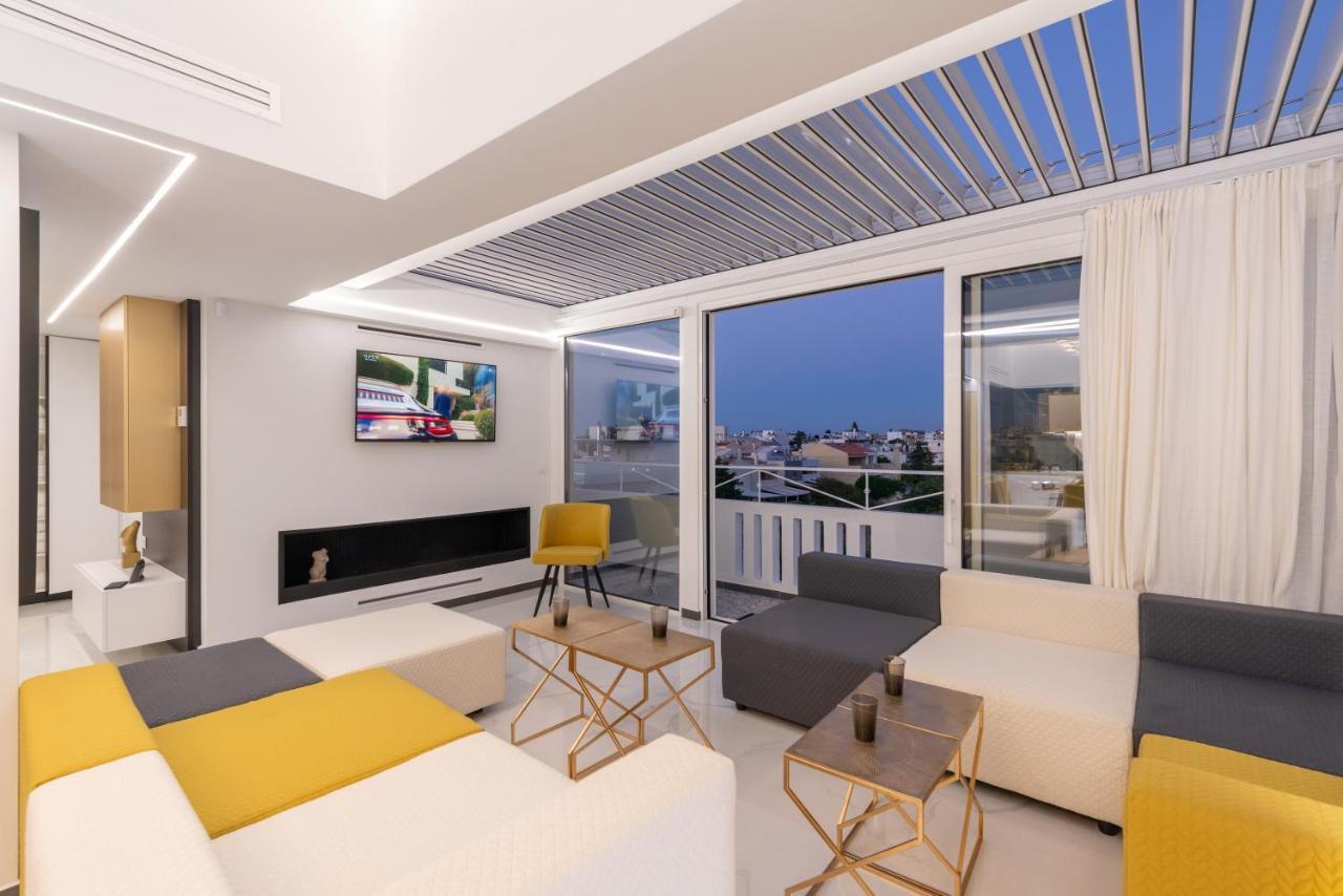 H Experience Spectacular Rooftop Loft Iraklion Buitenkant foto